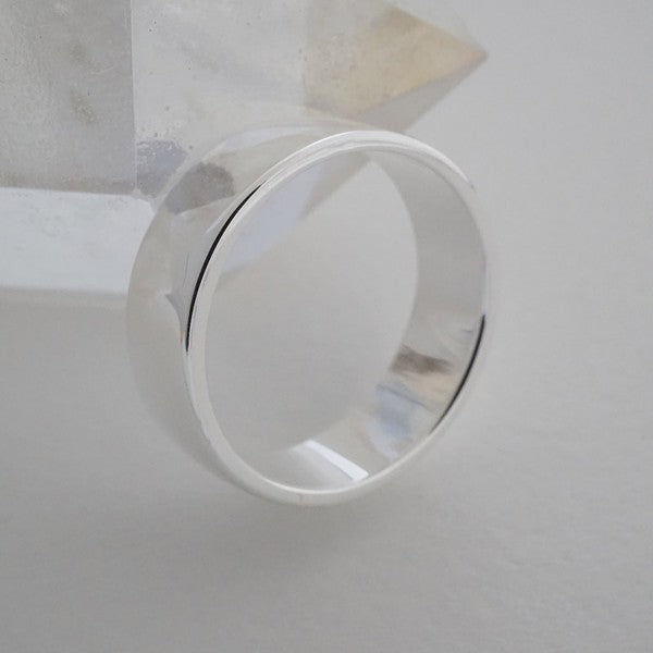 Mob Wife Band Ring