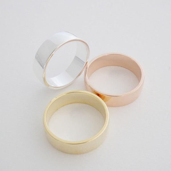 Mob Wife Band Ring