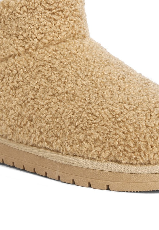 UGG Dupe Fluffy Boots